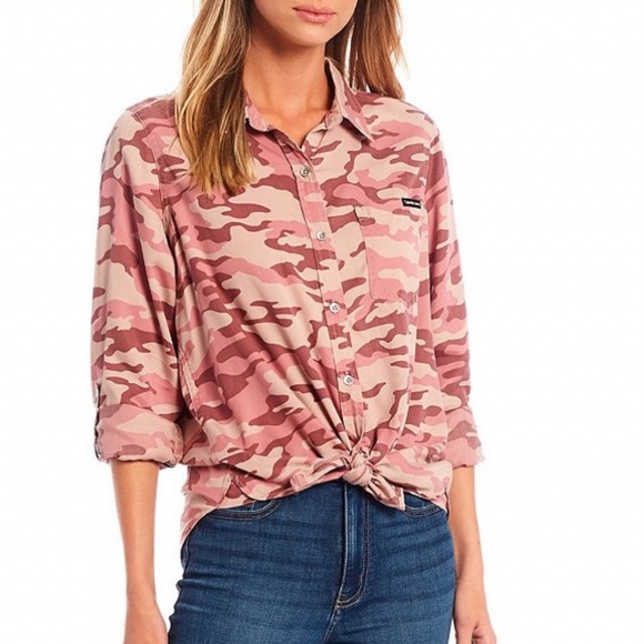NWT Calvin Klein pink Camo button up‎ shirt - Picture 1 of 14